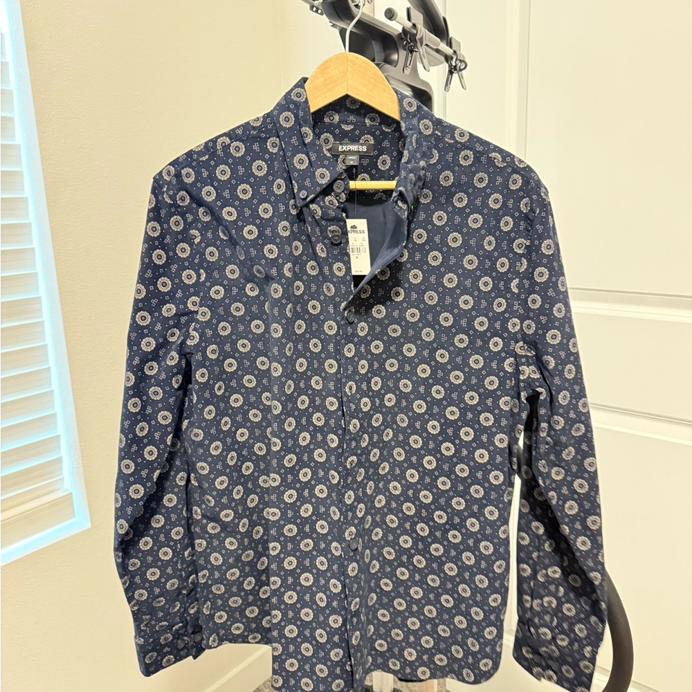 Express Men's Blue and White Patterned Shirt
